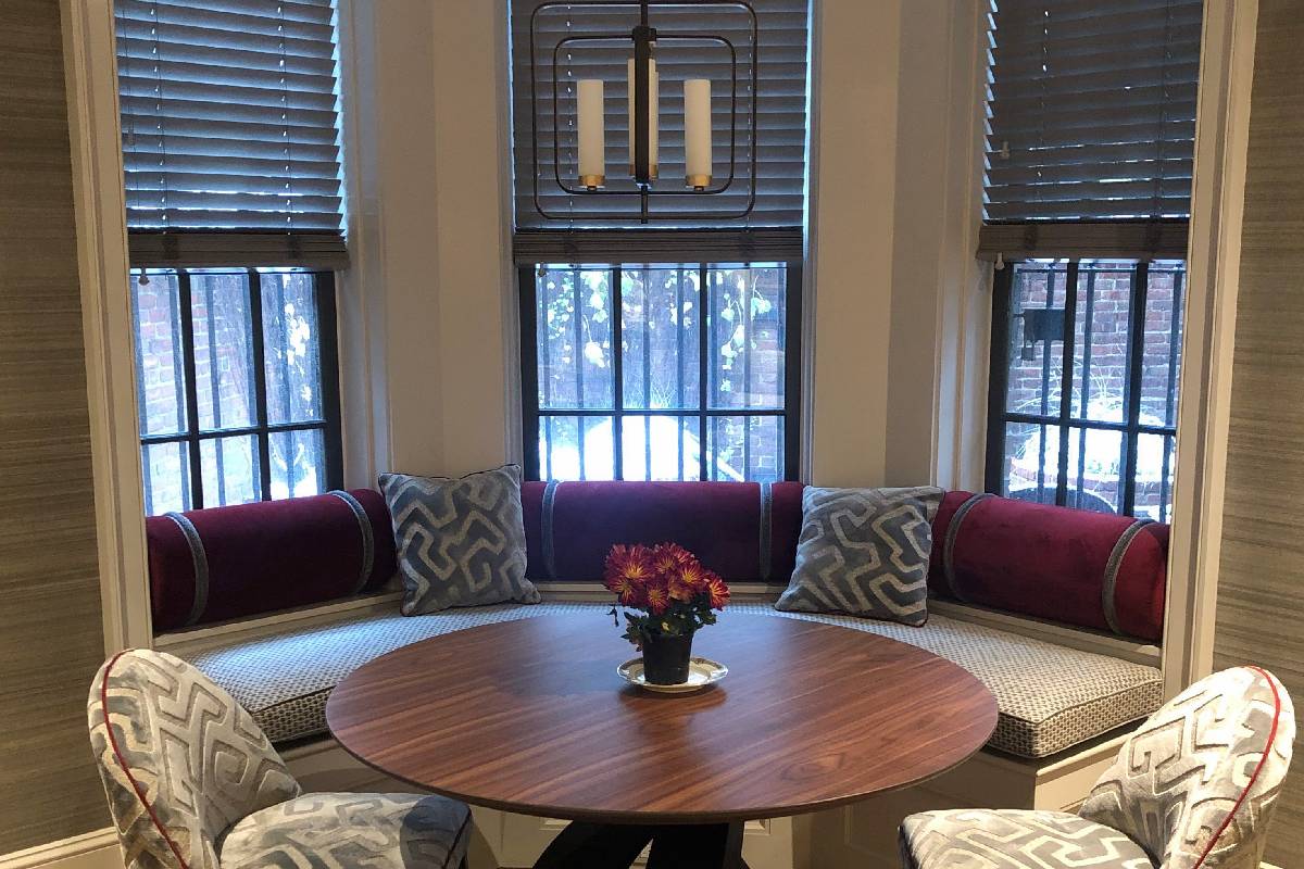Hunter Douglas EverWood® Faux Wood Blinds in bay windows near Natick, Massachusetts (MA)