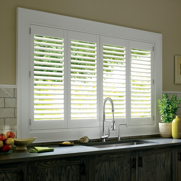 Hunter Douglas Palm Beach™ Shutters